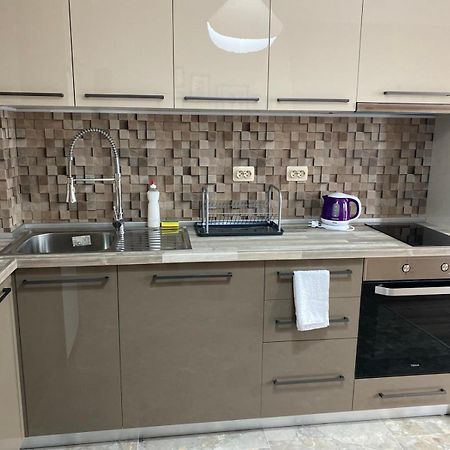 Stylish Apartment Near City Center Plovdiv Ngoại thất bức ảnh